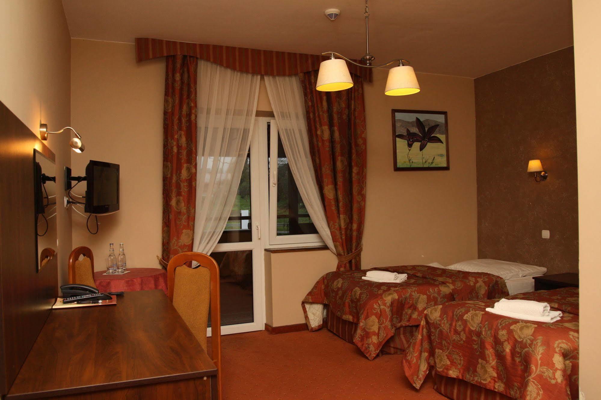 Hotel Karino Spa Polańczyk Buitenkant foto