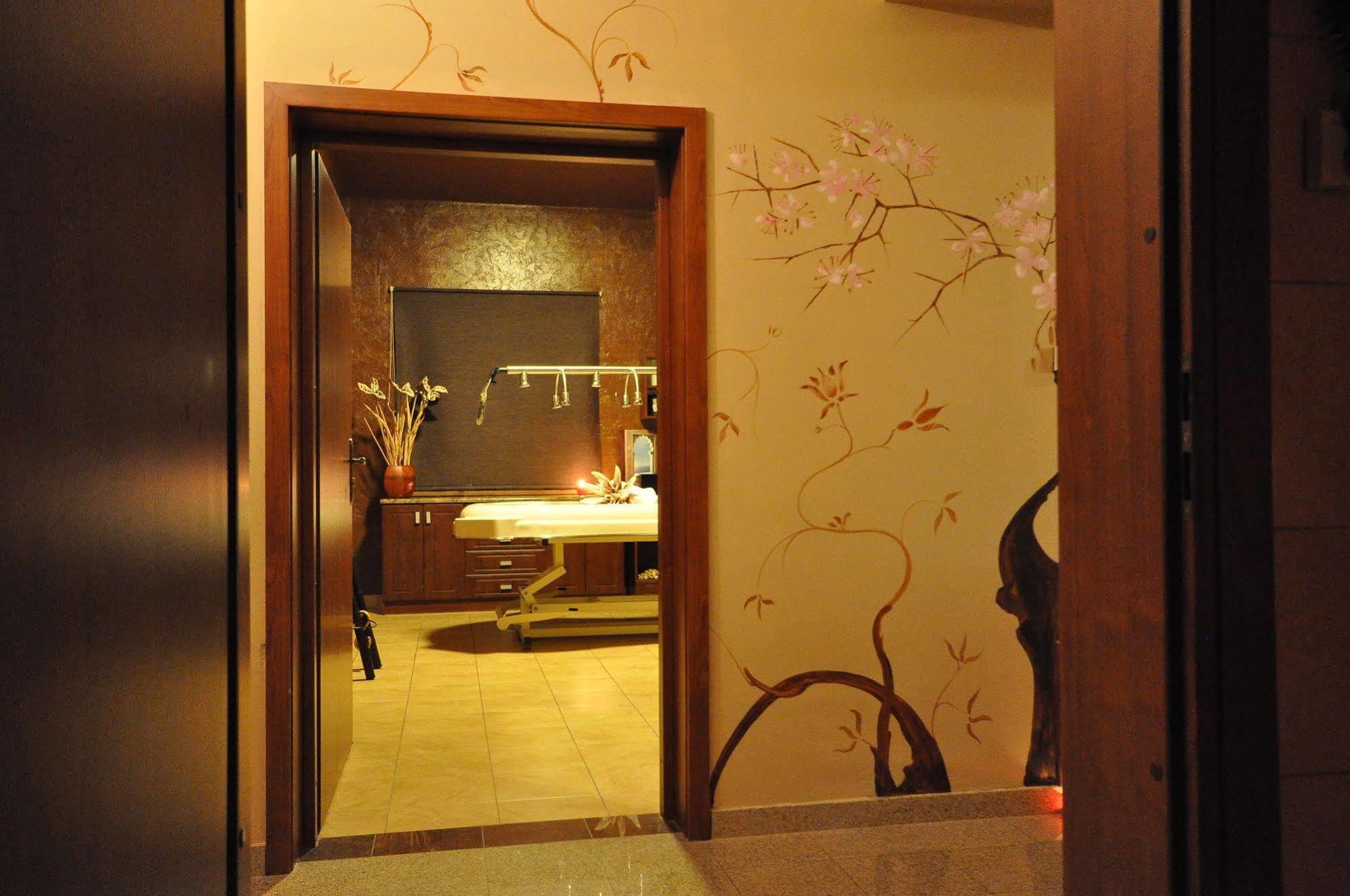 Hotel Karino Spa Polańczyk Buitenkant foto
